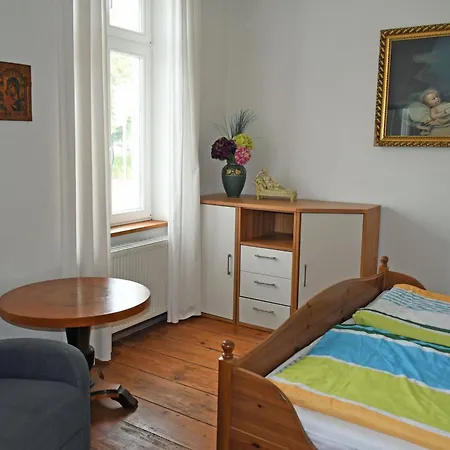 民宿 Im Ostseebad Goehr 奥斯特巴德·哥伦