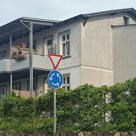 Im Ostseebad Goehr 民宿 *